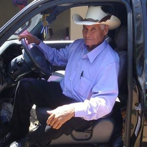 Meet your Posher, Alma